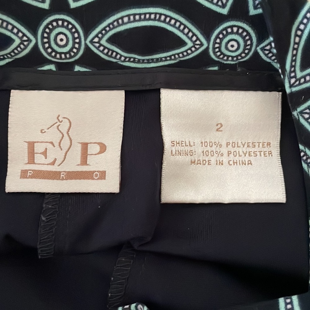EP PRO Woman’s Golf Skirt/Skort Size 2 - Picture 6 of 8